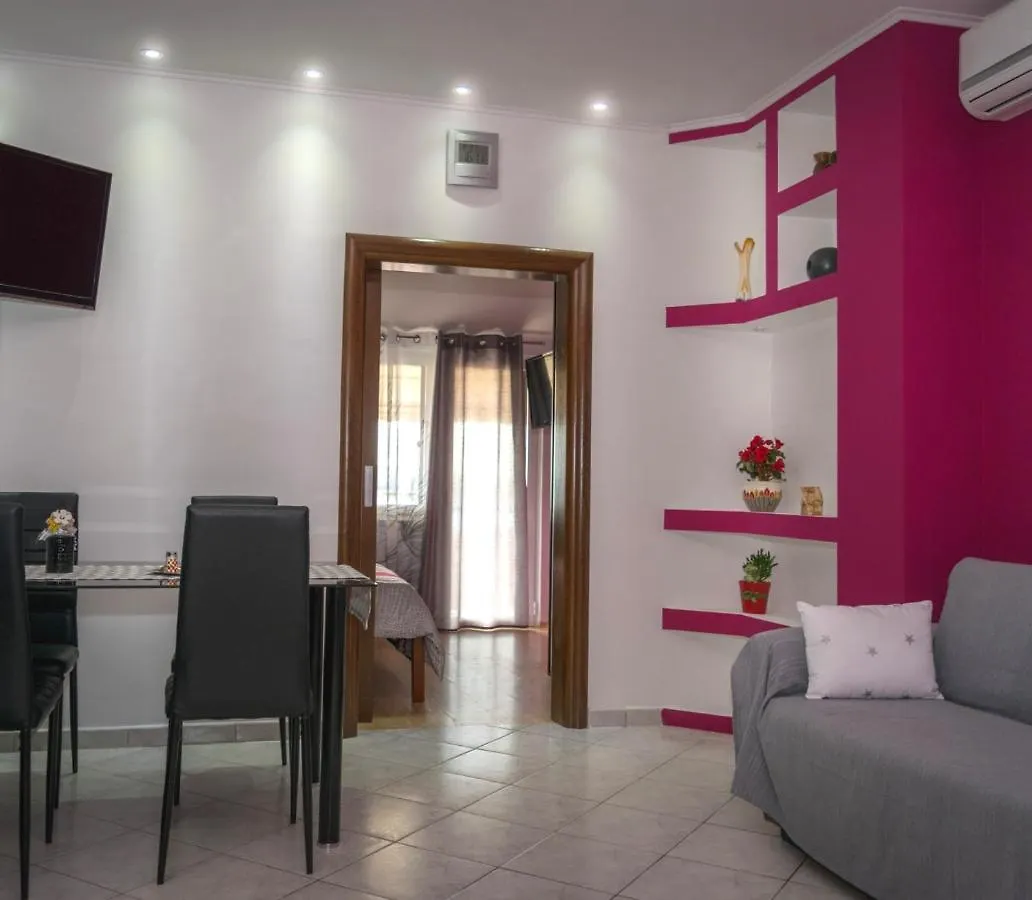 Apartment Apartmani Crikvenica 30091 - Mandekic